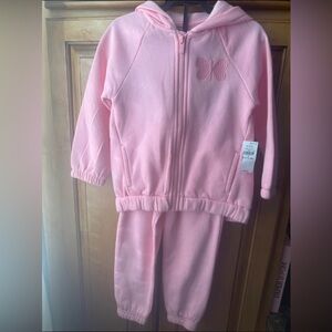 3T BNWT Old Navy, Gap sweatsuit sets & hoodies (6 items)